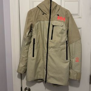 Helly Hansen women’s ski jacket size small
